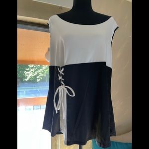 Women’s Black & White Blouse